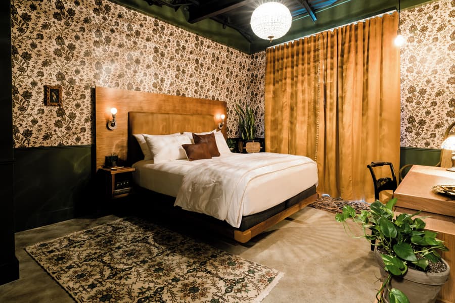 The Frances Modern Inn