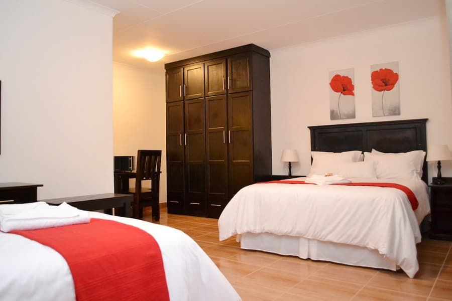 B at Home Guesthouse Piet Retief
