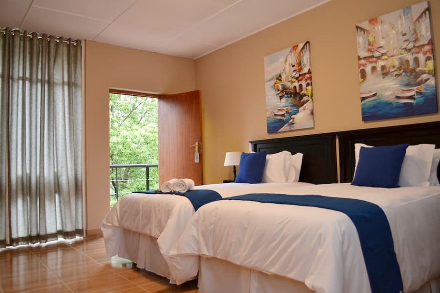 B at Home Guesthouse Piet Retief