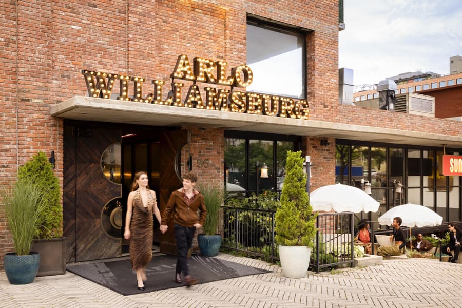 Arlo Williamsburg