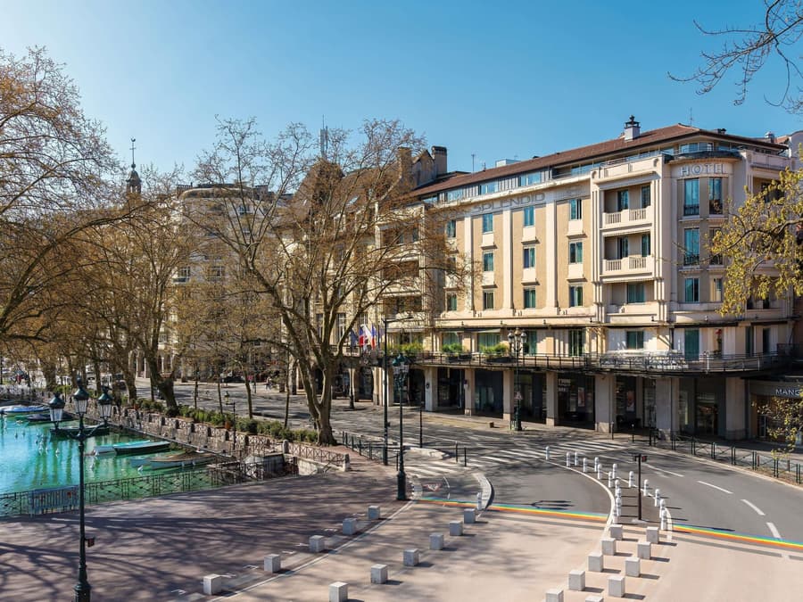 Splendid Hotel Lac d'Annecy - Handwritten Collection