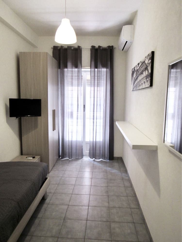 Roema Guest House