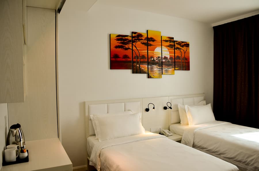 Pine Garden Hotel