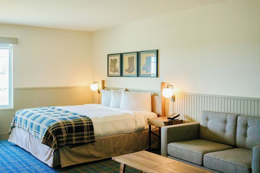 White Pine Adventure Inn
