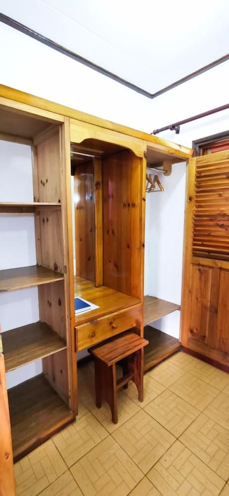 Bernique Guest House