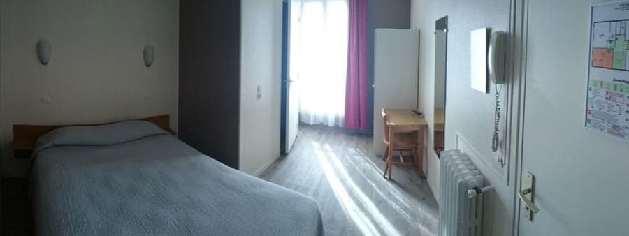 Acacia Hotel