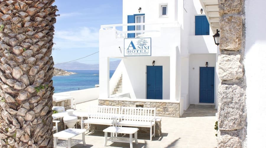 Anixi Hotel