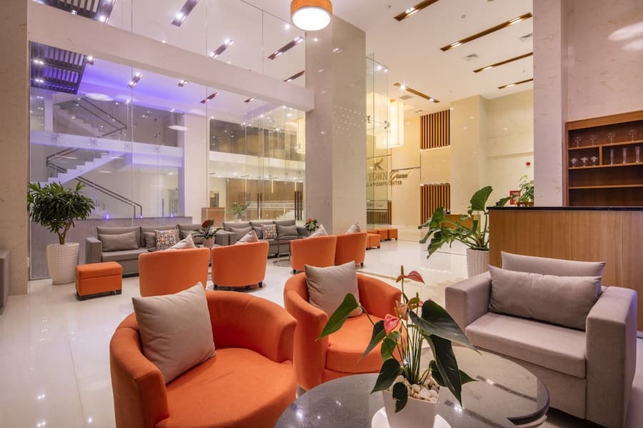 King Town Grand Hotel & Wedding Center