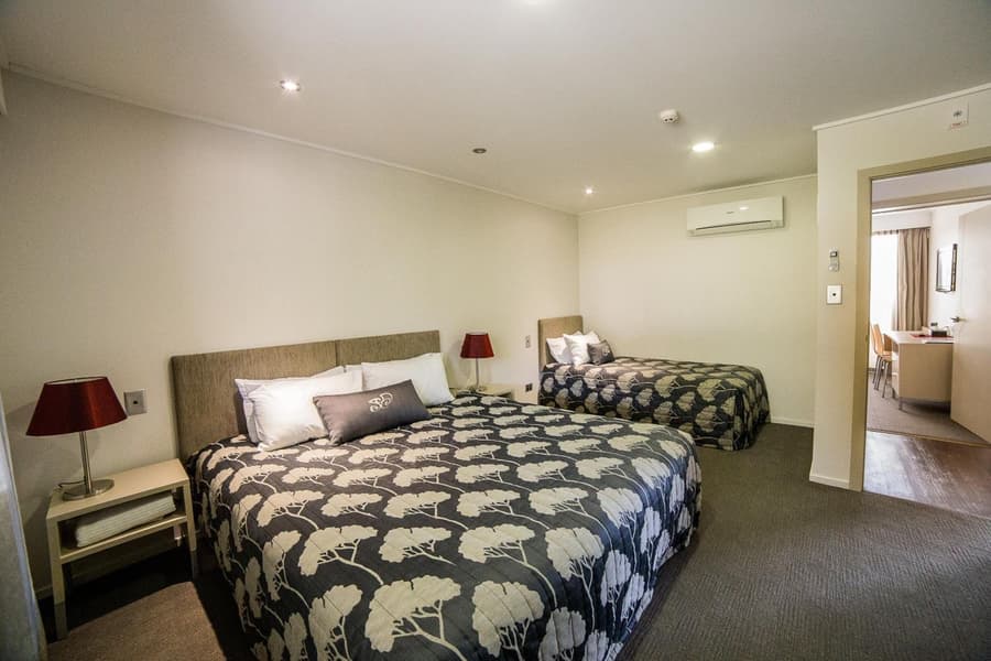 Marakura Deluxe Motels