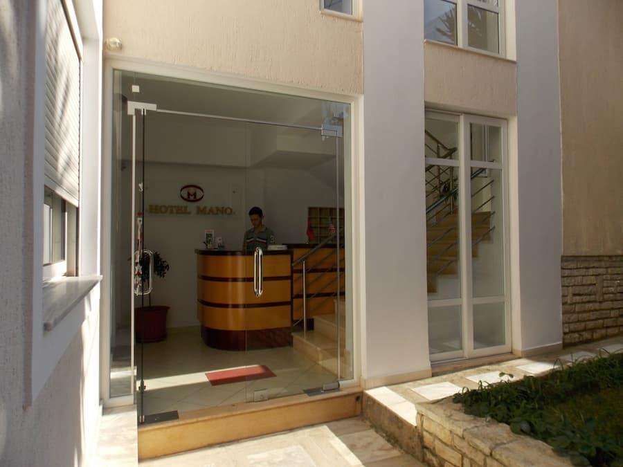 Hotel Mano