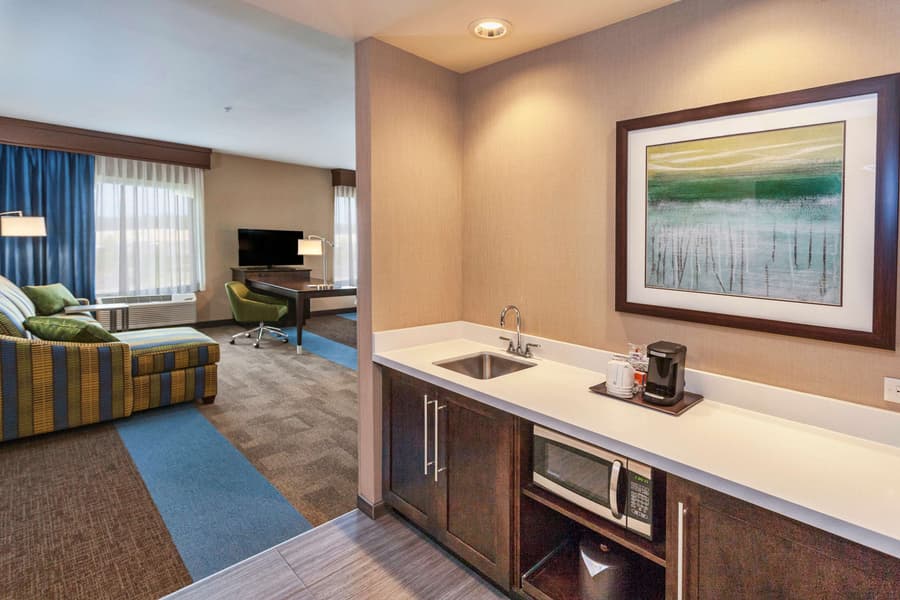Hampton Inn & Suites Duluth North/Mall Area