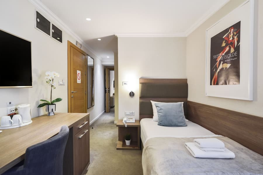 Hotel Opera Garni