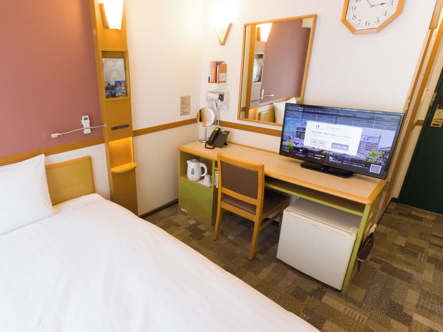 Toyoko Inn Hiroshima-eki Minami-guchi Migi