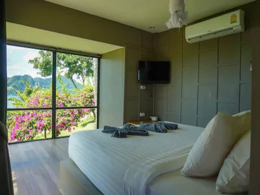 HIP Seaview Resort at Phi Phi