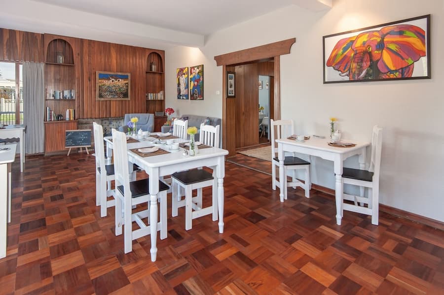 6 Stemmet Lodge