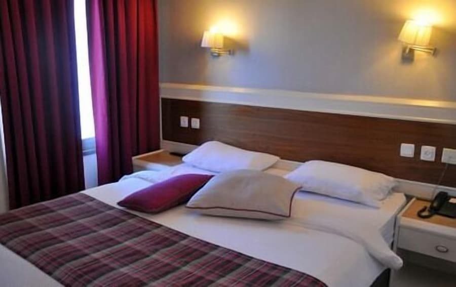 Tabar Hotel