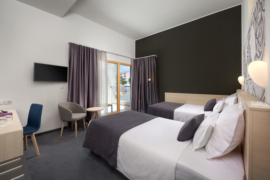 Hotel Salona Palace