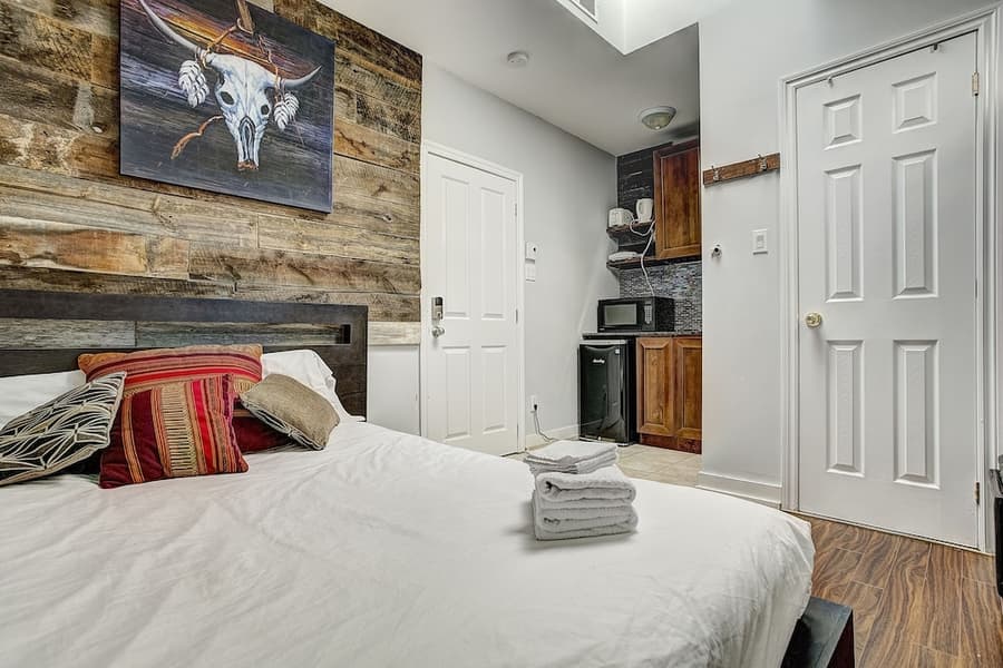 Destination Stays Griffintown Montreal