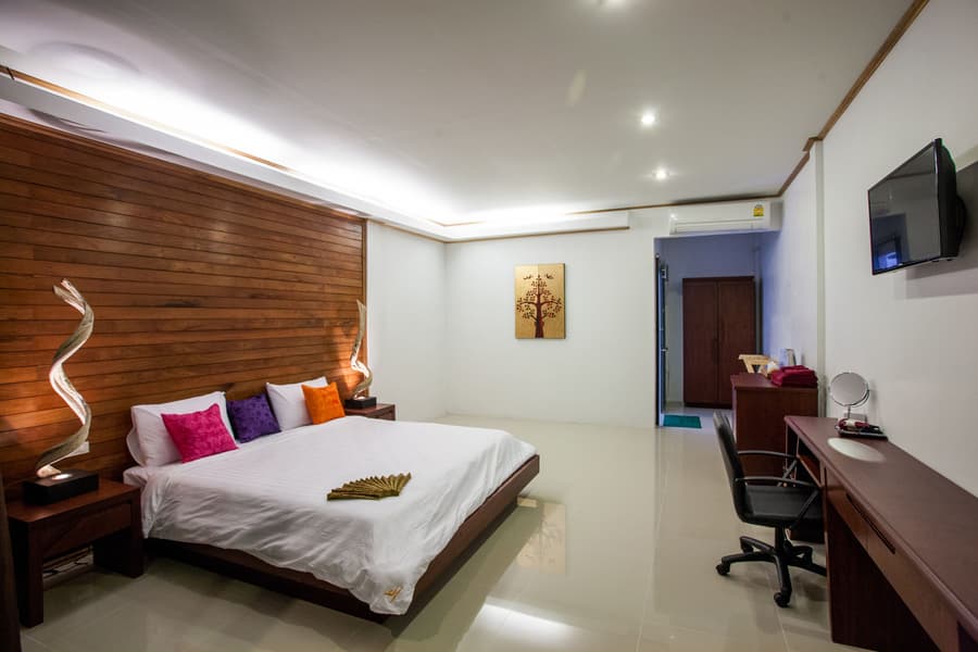 Paradise Resort PHI PHI