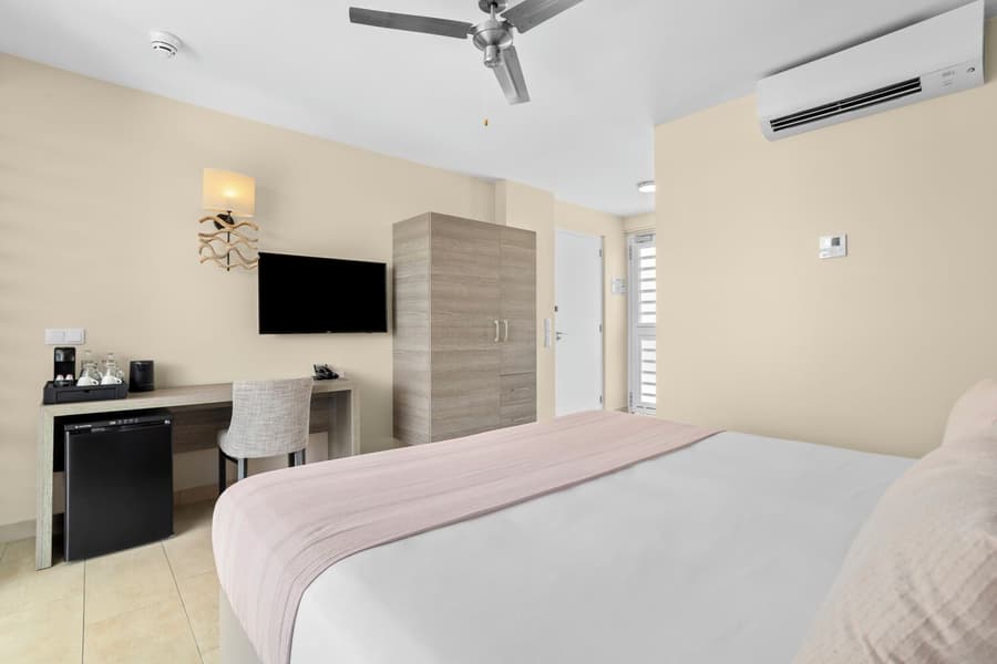 Delfins Beach Resort Bonaire, Tapestry Collection by Hilton