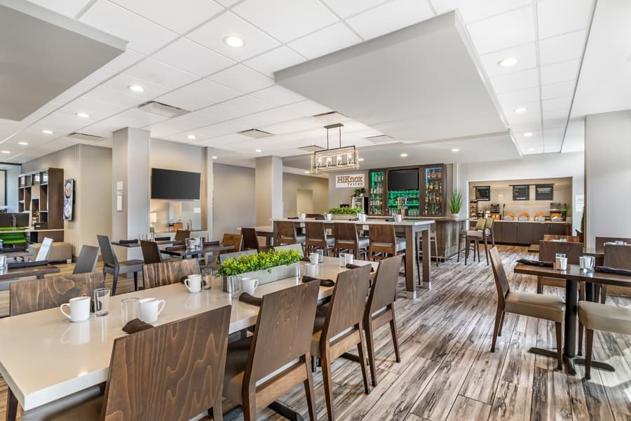 Holiday Inn Knoxville N - Merchant Drive by IHG