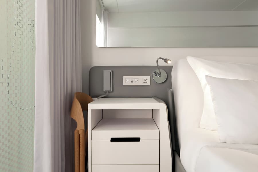 YOTEL Boston