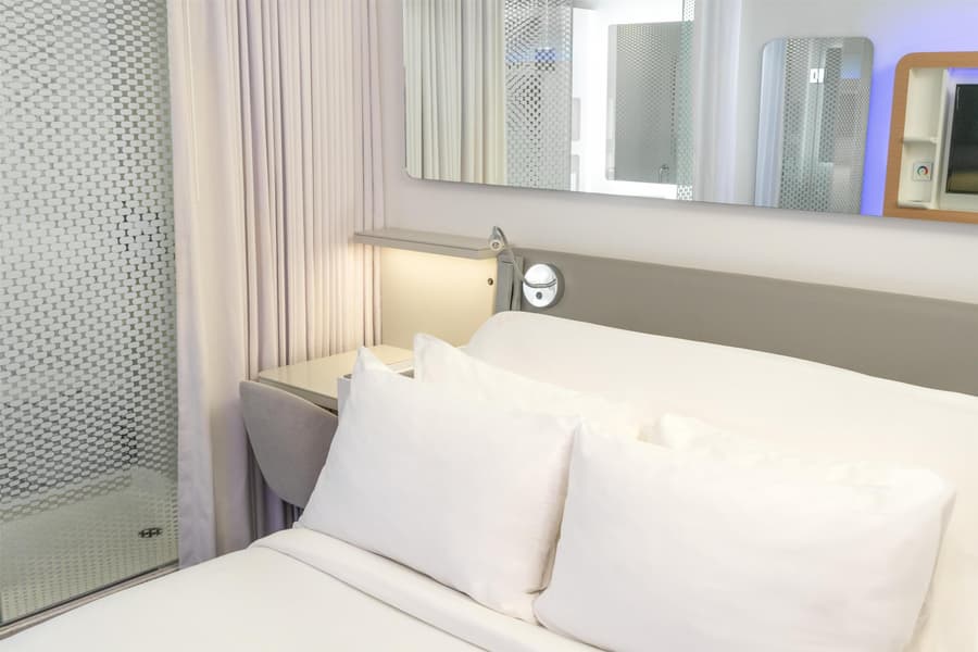 YOTEL Boston