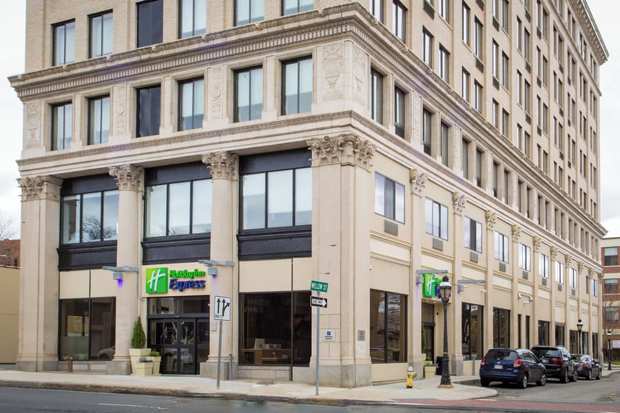 Holiday Inn Express Springfield Downtown by IHG