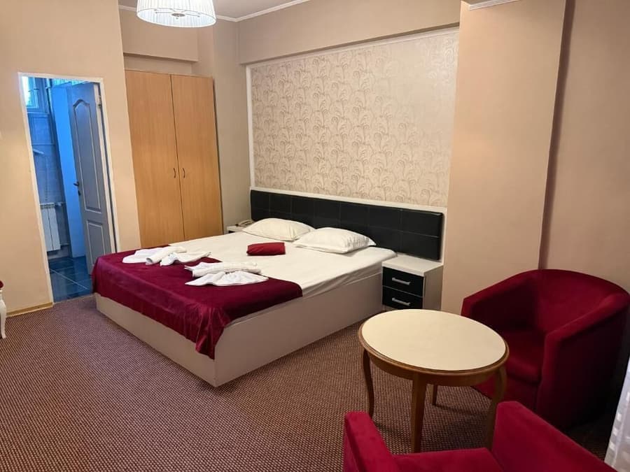 Dalin Hotel