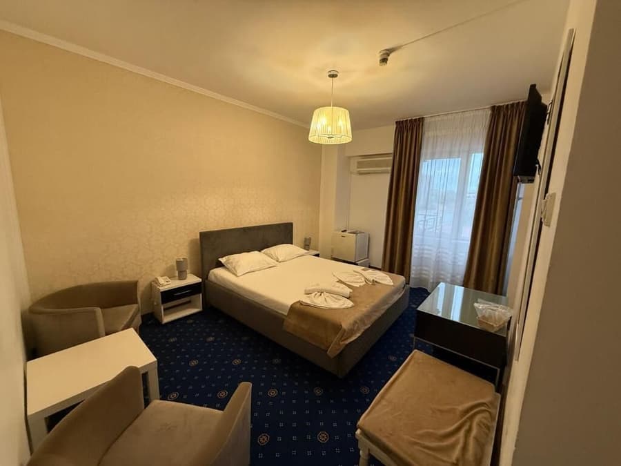 Dalin Hotel