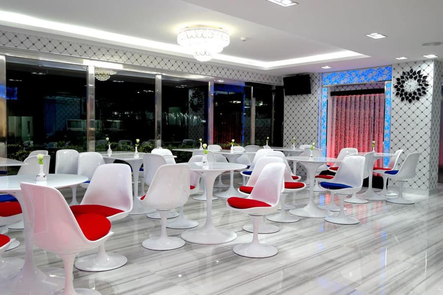 Top High Airport Link Hotel