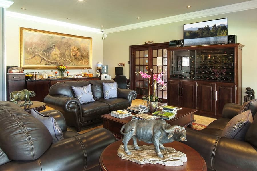 uShaka Manor Guest House