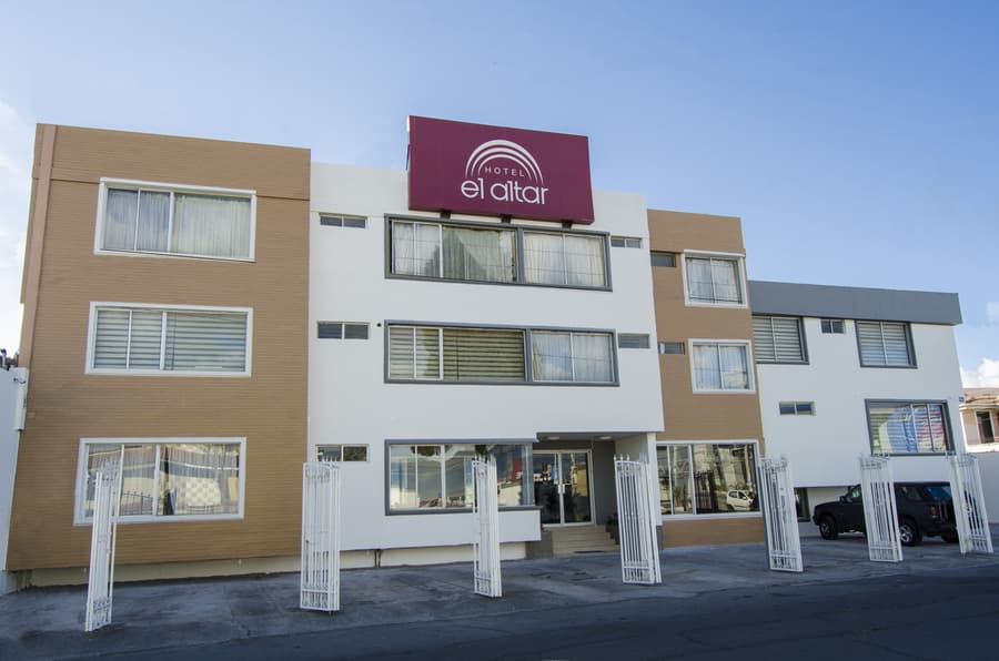 Hotel El Altar