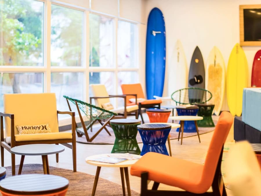 Golden Tulip Guarujá (Former Delphin Surf Hotel)