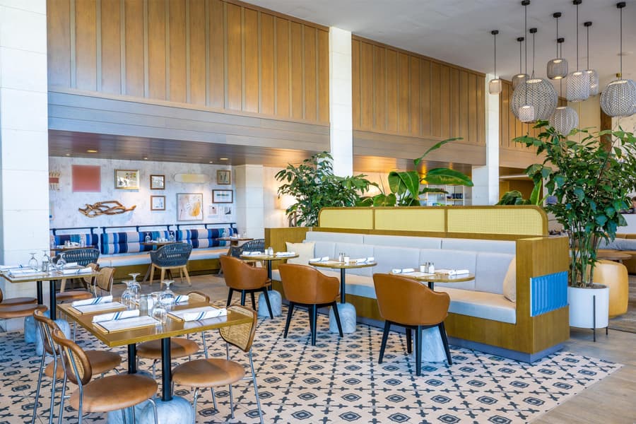 Inn at the Pier Pismo Beach, Curio Collection by Hilton
