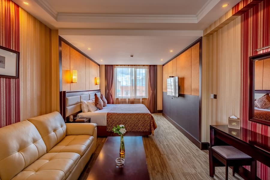 The Grand Hill Hotel