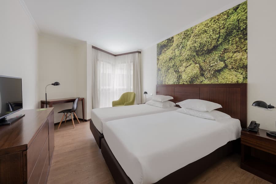 Neat Hotel Avenida