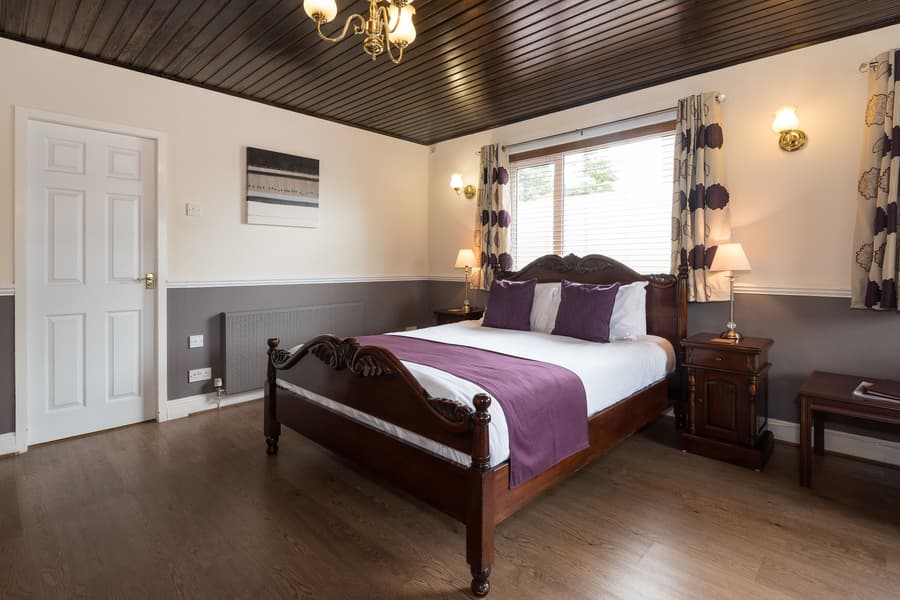 Claymore Guest House and Apartments