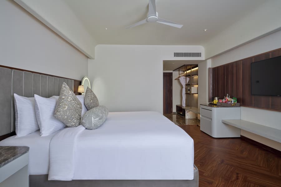 Hotel Swosti Premium