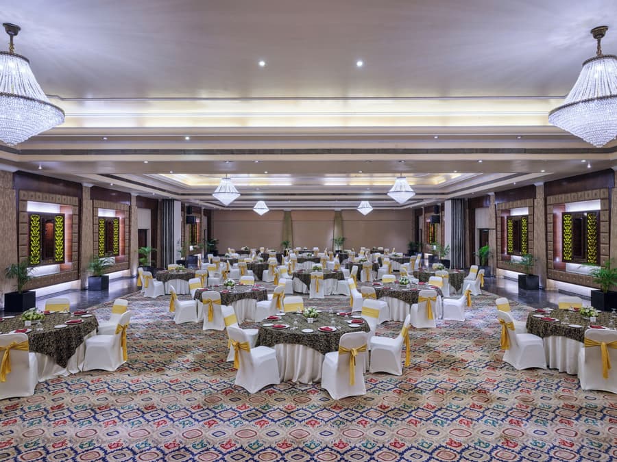 Hotel Swosti Premium