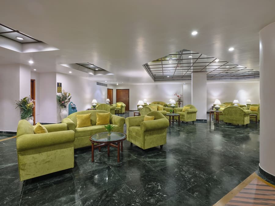 Hotel Swosti Premium
