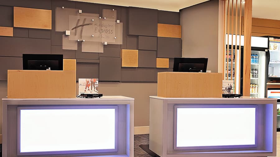 Holiday Inn Express & Suites Chalmette - New Orleans S by IHG