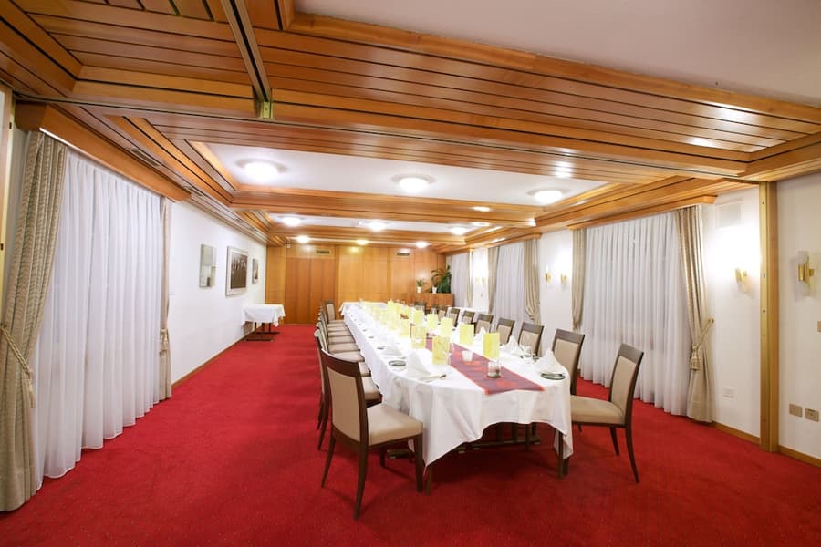 Alfa Hotel