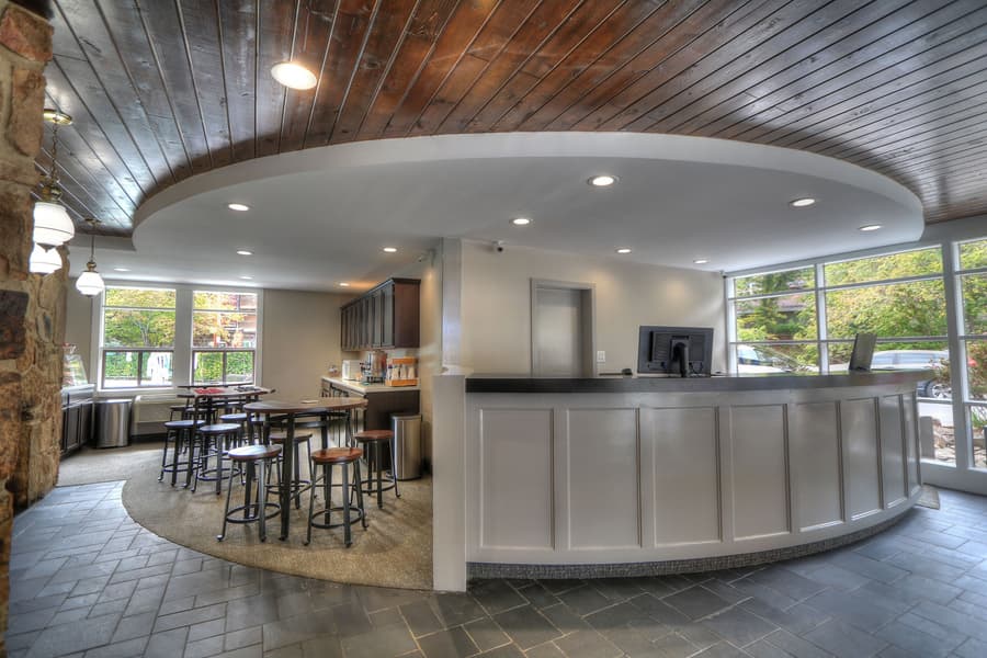 River Edge Inn