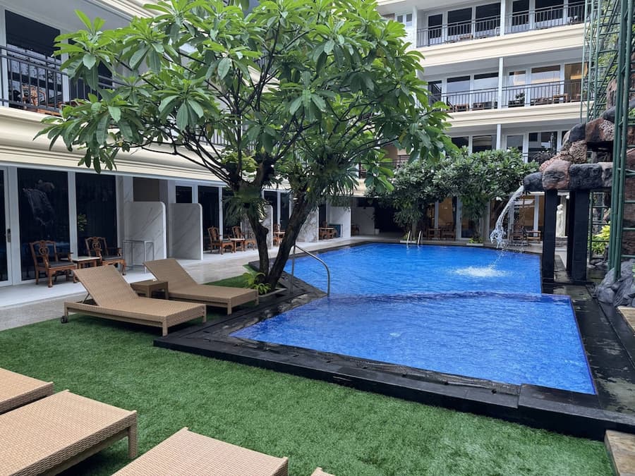 Green Garden Hotel
