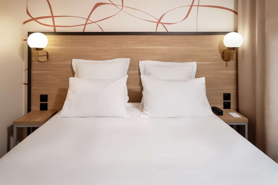 Sure Hotel by Best Western Caen Mémorial