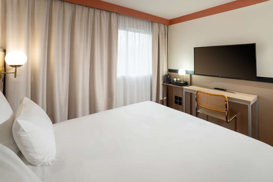 Sure Hotel by Best Western Caen Mémorial