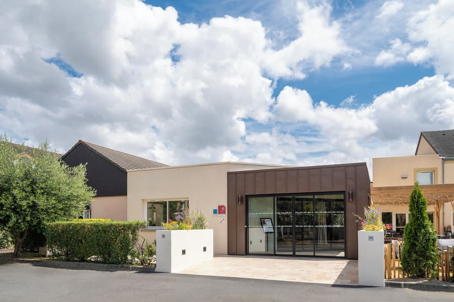 Sure Hotel by Best Western Caen Mémorial