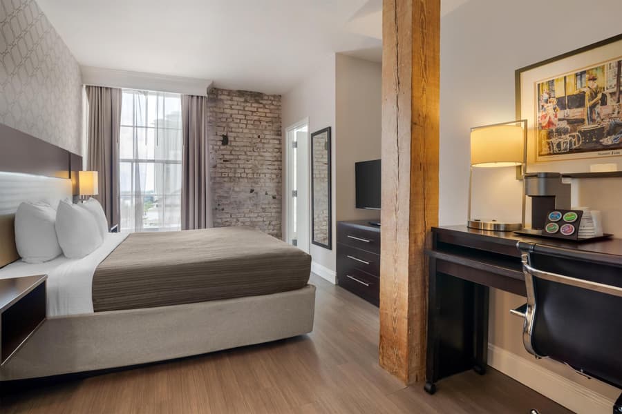 Best Western Plus St. Christopher Hotel