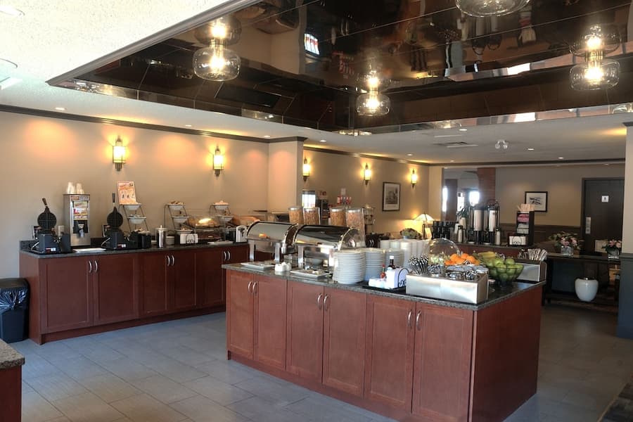 Embassy Inn